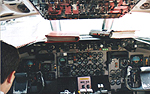 Cockpit MD83